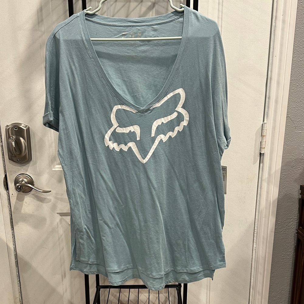 Fox Women's Light Blue Graphic Tee